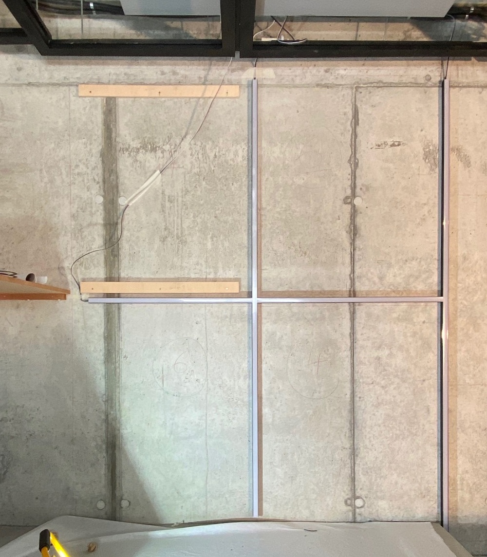 LED-Profile, Dimmaktoren und Trafos installiert